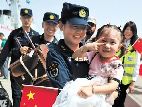 中国海军提前7小时赶到苏丹撤侨 我们来了你们安全了