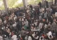 多名游客在动物园打架互殴 网友：一时间不知道看谁了