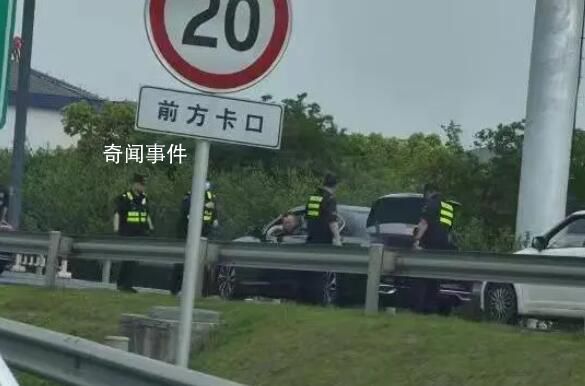 江苏发生枪击案嫌犯在逃?警方回应