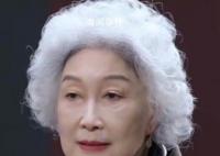 李佳琦面试75岁奶奶主播 这位奶奶的故事和态度让无数人感动