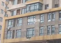 砸承重墙租客原计划开台球厅 未发生沉降