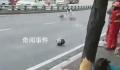 重庆一摩托车发生事故 两人死亡