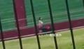 让学生跪地爬行?涉事教师停职调查