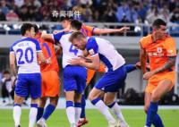 贝里奇被贾德松扇脸血洒当场 贾德松因为打人被直红罚下