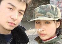 雷佳音夫妇公园散步被偶遇 二人身穿运动服素颜出行