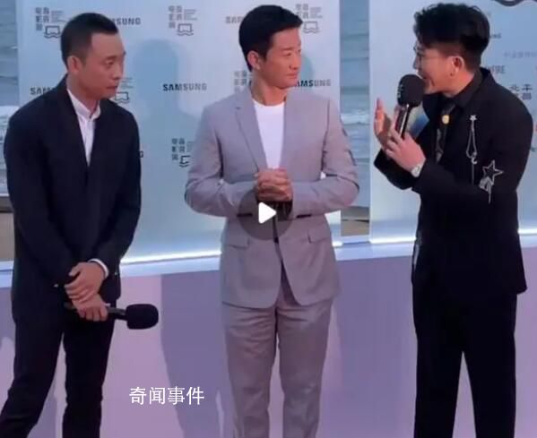 吴京回应张译华表奖封帝 金手指一指得奖了