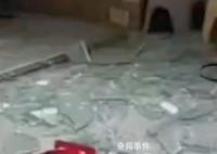 派出所爆炸 对面营业厅玻璃被震碎