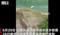 重庆被洪水冲走男童遗体找到 目前乡政府已到遇难男童家安抚家属