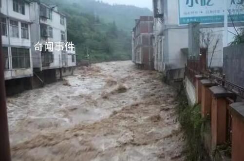 云南昭通暴雨引发山洪致3死1失联 目前两河镇降雨已停