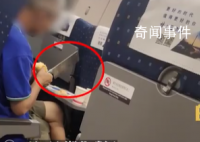 老人高铁上用菜刀削苹果?铁路回应
