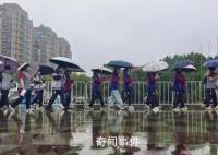 专家解读“10年高考8年雨”
