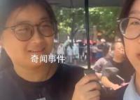 女孩出考场与母亲同框被误认为姐妹 究竟是怎么回事