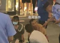 男子在武汉步行街被砖砸倒 具体原因正在调查中