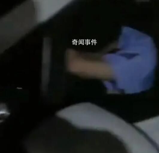 警车撞人后逃跑?警方:没统一答复