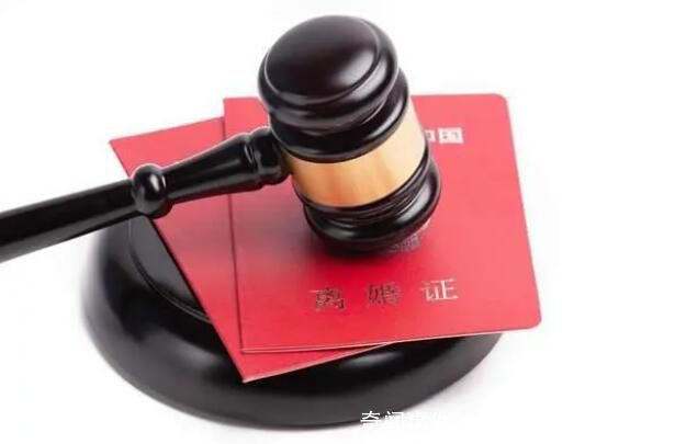 女子为保护儿子连刺丈夫3刀被判无罪 获得了网友的好评