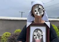 女子称母亲到派出所接受询问后死亡 背后真相令人震惊