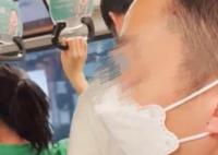 成都一女子乘地铁遇“咸猪手”