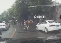 男子骑行被线缆套中脖子重摔倒地 目前还在住院观察