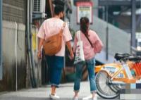 蓝正龙周幼婷被曝离婚 办离婚手续画面曝光