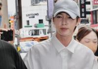 警方怀疑炎亚纶不止偷拍一人 仍在侦讯中