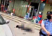 河南一男子持刀伤人后跳楼身亡 该案还在调查中