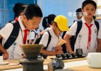 媒体:部分地区中小学学位预警