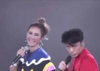 李玟不久前与李克勤演唱会上热舞