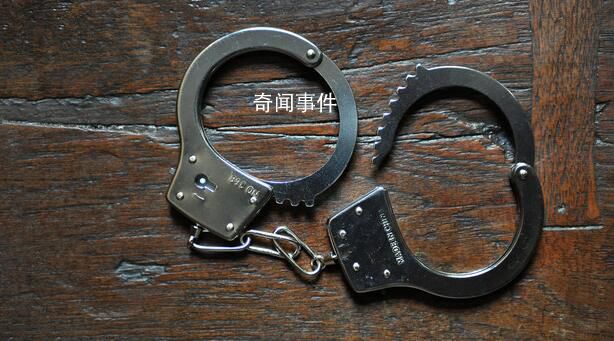 男子入户盗窃被发现后行凶致2死 案件正在进一步侦办之中