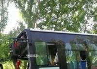 4名学生公交事故中遇难 1人刚高考完