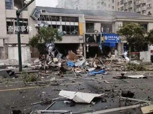 江苏盐城烧烤店爆炸 致1死1伤