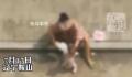 女子烈日下猛抽孩子耳光 目前派出所正在处理