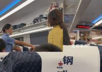 列车员礼貌制止儿童吵闹获掌声 车厢乘客纷纷鼓掌为列车员点赞