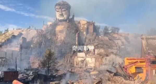 甘肃山丹大佛寺发生火灾 明火已扑灭未造成人员伤亡