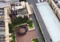 广州番禺通报楼顶建游泳池事件 目前该水池已全部排空消防通道已打开