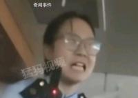 媒体评列车员安抚旅客:责任担当