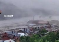 哈尔滨暴雨现场:大片房屋被淹