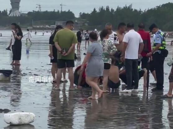 5名学生相约看海被卷入海中3人失联 几艘快艇和摩托艇正在展开搜索