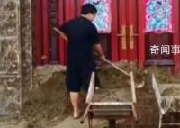 居民避洪离家后归来 开门瞬间踏实了