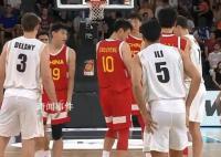 周琦全场砍下15分4板2帽 李凯尔18+5+2+4