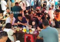 合肥“10元吃35个菜”摊主暂时关门