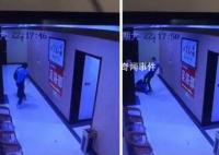 民警酒后打残疾人 已停止执行职务