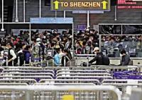 一个暑假跑900万次 香港人挤爆深圳
