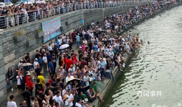 天津大爷已经没空跳水了 狮子林桥大爷跳水到底有什么好看