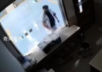 丈夫潜入医院稀释醉驾妻子血液样本 做的太离谱了