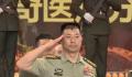 英雄团长祁发宝戴6排勋表亮相 向英雄致敬
