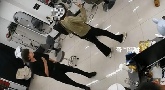 亮证威胁理发店女子被处分 店主回应