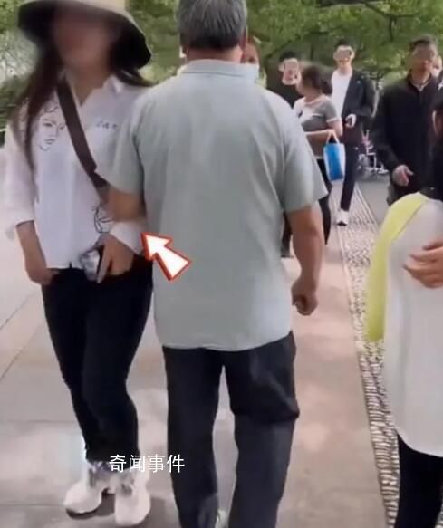 女子和朋友逛西湖遭大叔一路偷拍 这起事件引起了公众的广泛关注和谴责