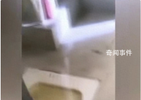 新房五天遭粪水淹两次 业主崩溃