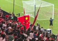媒体人:不理解球迷为何给叙利亚加油