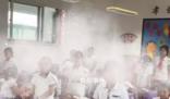 学生没三角板被老师质问“家里穷” 学校回应：会去调查